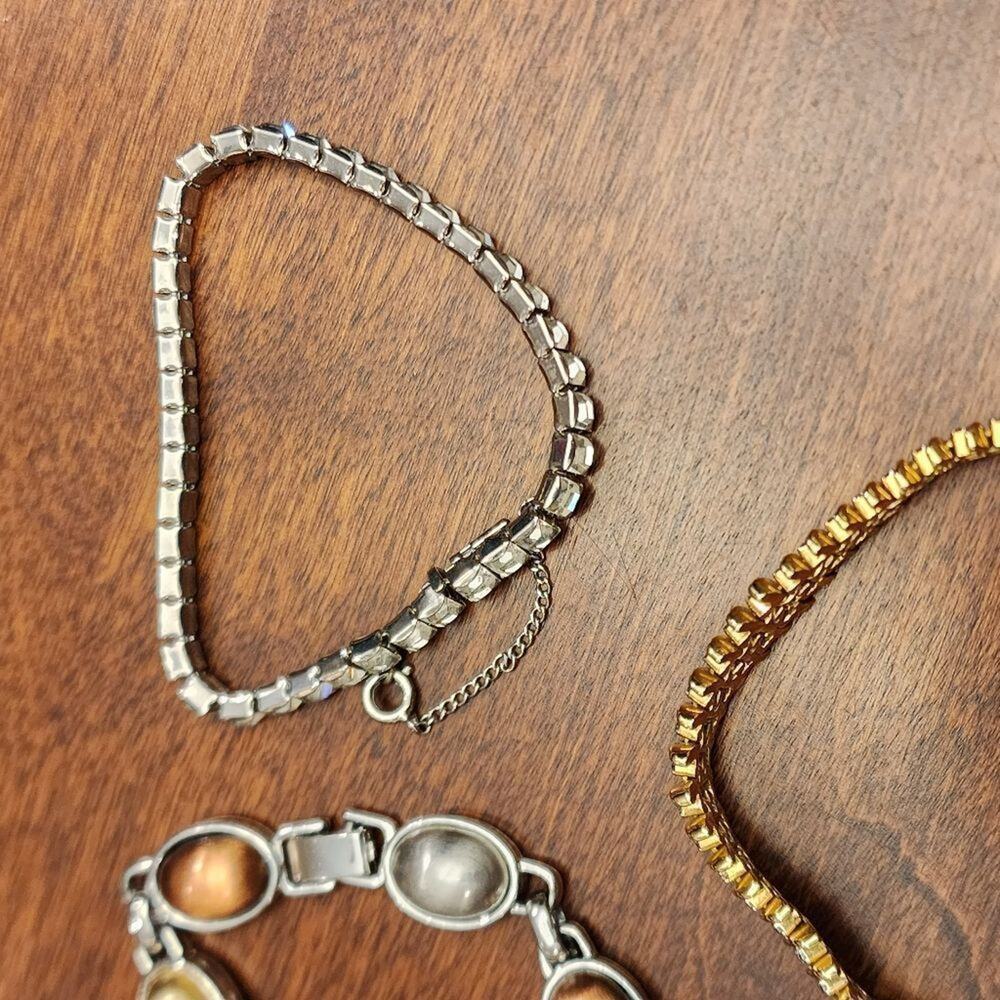 MONET, Lia Sophia, LC Lauren Conrad bracelet‎ and pendant lot - Picture 5 of 9
